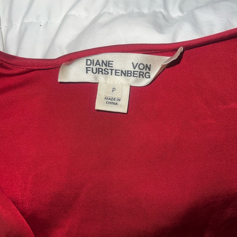 Red luxury bodysuit - Picture 4 of 5